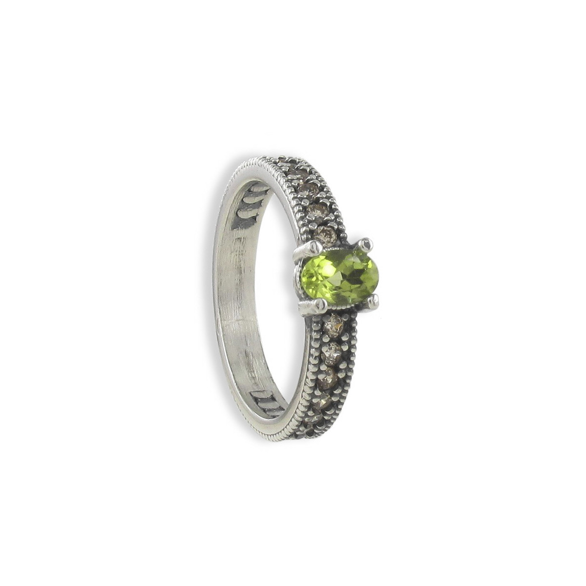 ANILLO PLATA CON PERIDOTO OVAL